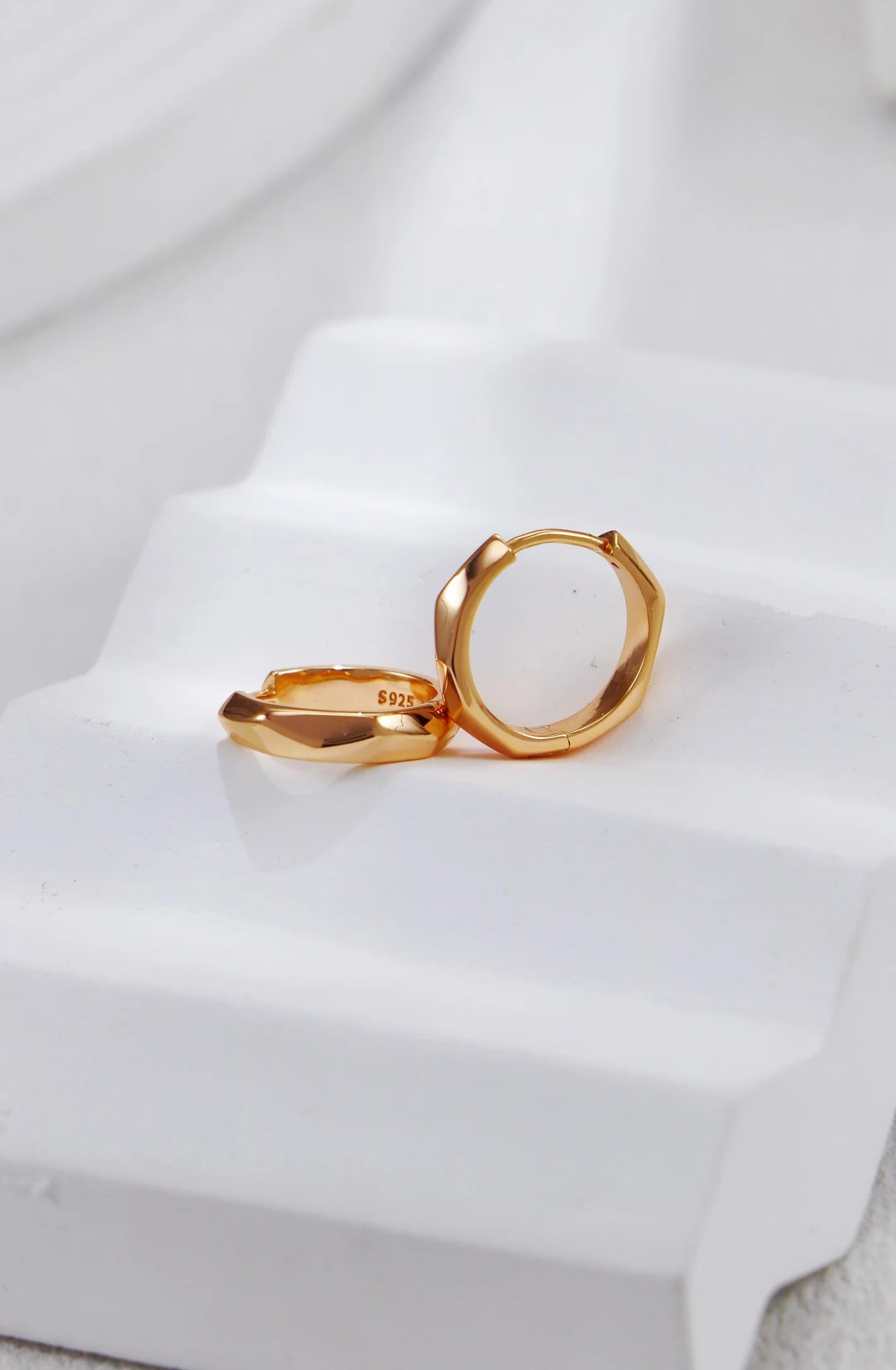 Minimalist Style Circle Earrings