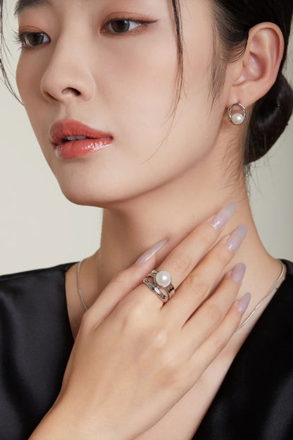 Minimalist Pearl Earrings
