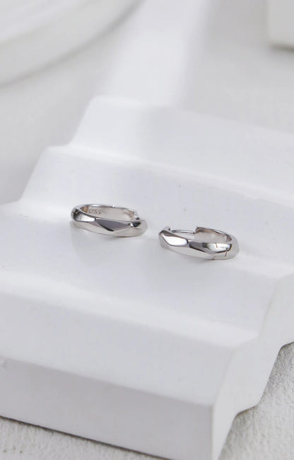 Minimalist Style Circle Earrings